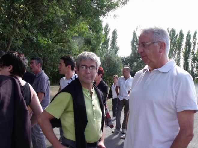 Après une bonne randonnée pour les marcheurs et les cyclos un bon apéro